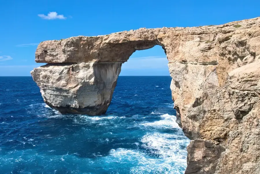 Dwejra beltengeri csónakázás (Gozo) — Kék Lyuk (Málta)