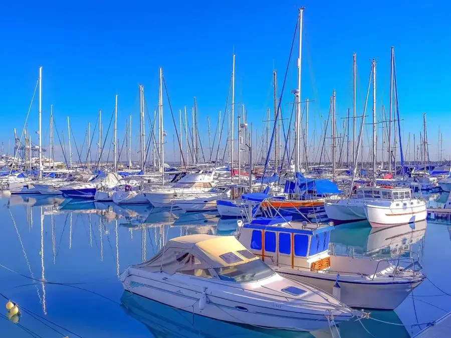 Larnaca Marina — Fatih Mosque Larnaca (Cyprus)