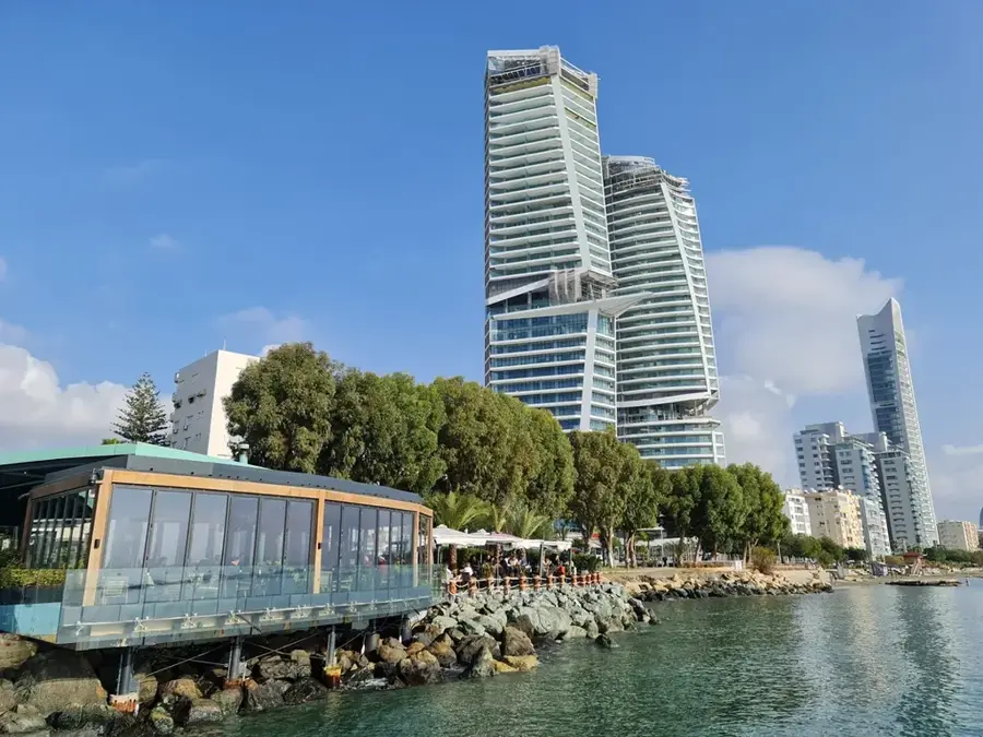 EMEL Central Bus Station (Old Port) — Mesa Geitonia (Cyprus)