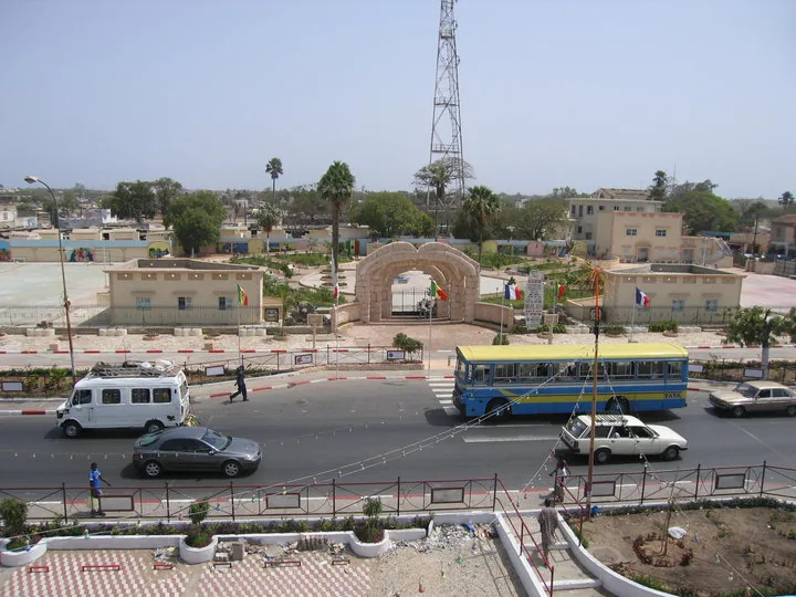 Hafen von Rufisque — Lac Rose (Senegal)