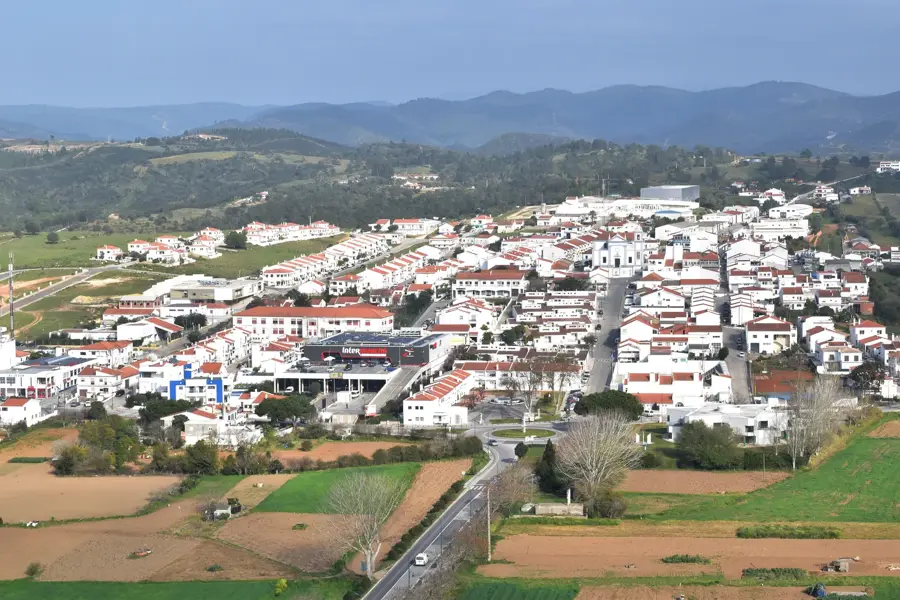 Aljezur — Morogoro (Tansania)