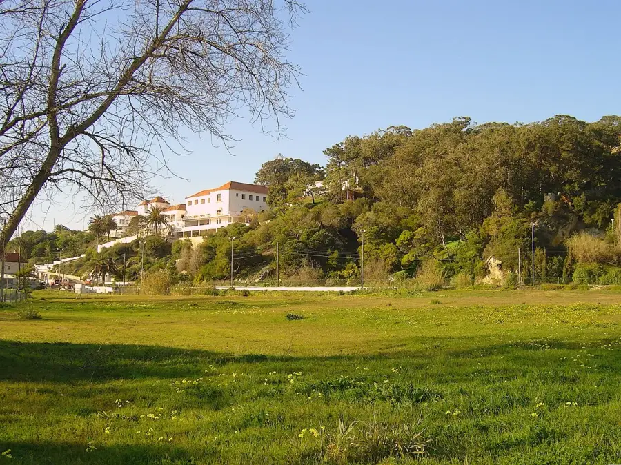 Foz do Arelho — Montejunto Range (Portugal)