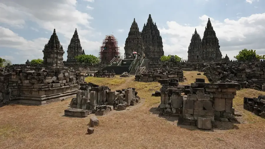 Prambanani templom — Merapi vulkán (Indonézia)