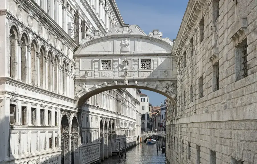 Puente de los Suspiros