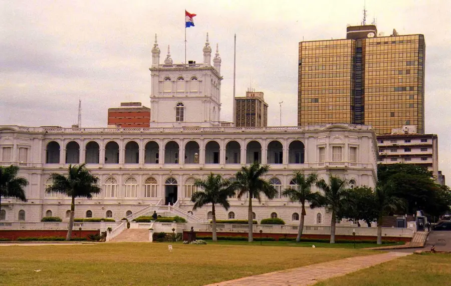 Río Paraguay — Luque (Paraguay)