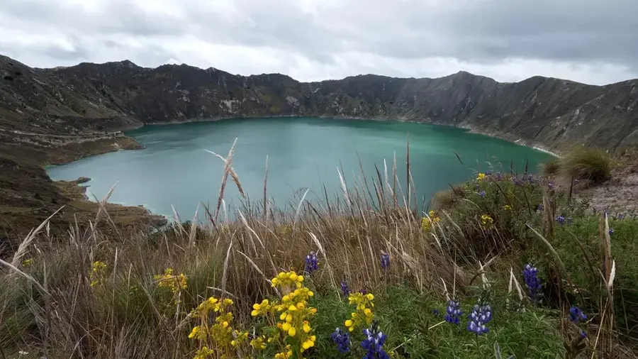 Lacul de crater Quilotoa