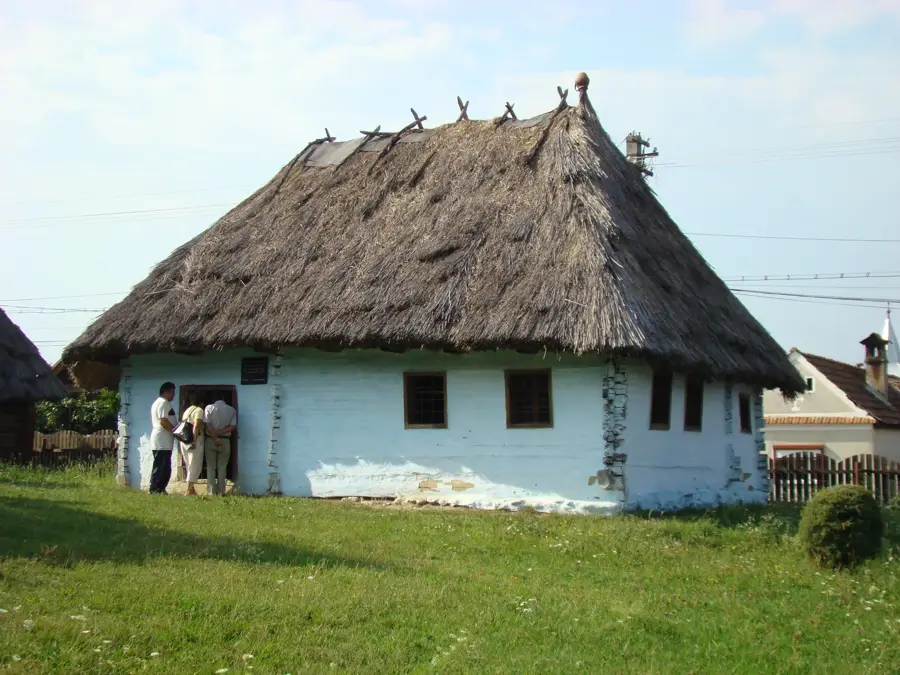 Cârțișoara – Stadt