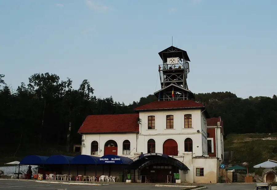 Slănic – Stadt