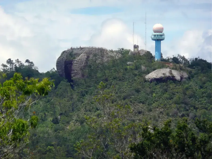 Ruinele plantațiilor franceze de cafea — Parcul Martirilor (Cuba)