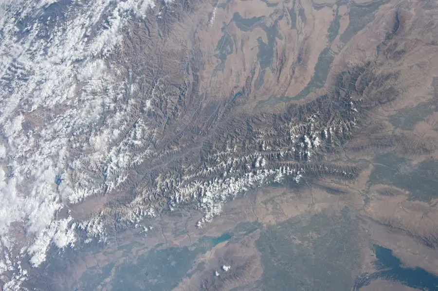 Rushan Range — Yazgulem Range (Tajikistan)