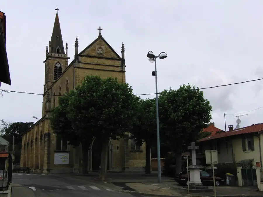 Saint-Laurent-de-Mure – oraș