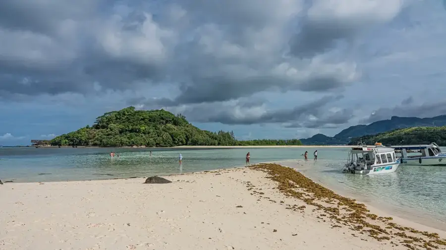 Parcul Național Marin Sainte Anne — Misere (Seychelles)