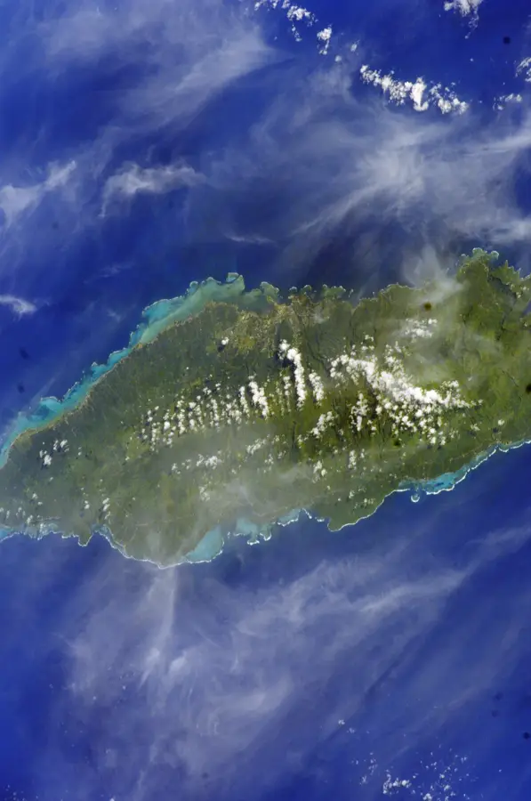 Falemauga-Zufluchtshöhlen — Lanoto'o-See (Samoa)
