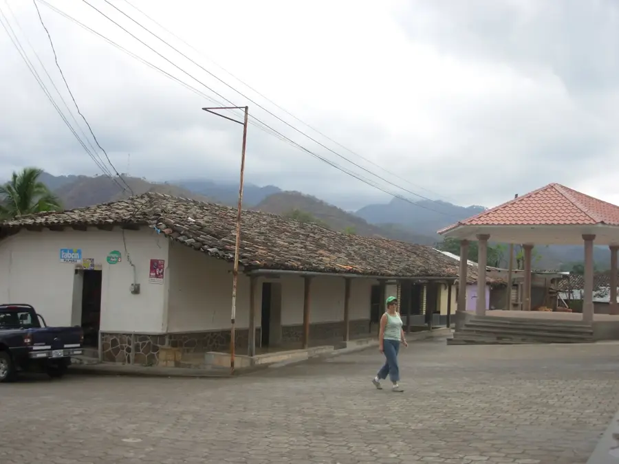 Santa Fe — Sandy Bay (Honduras)