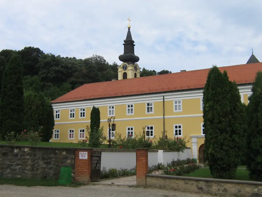 Kloster Novo Hopovo — Bečej (Serbien)