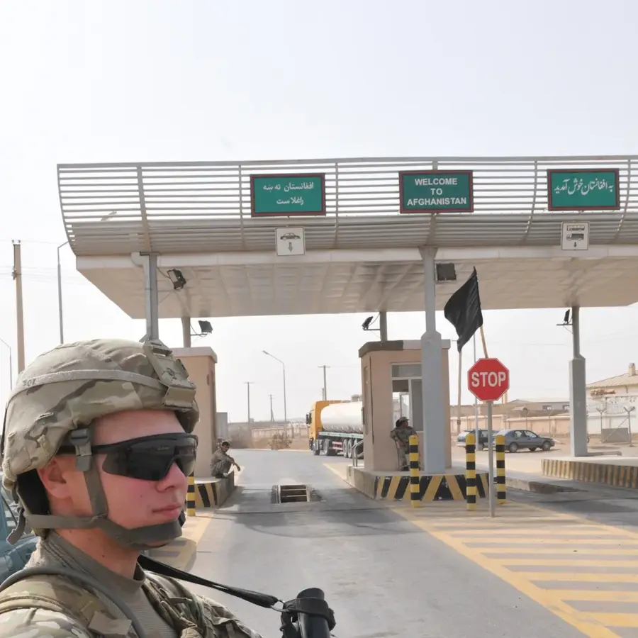 Grenzhafen Sher Khan Bandar — Kundus (Afghanistan)