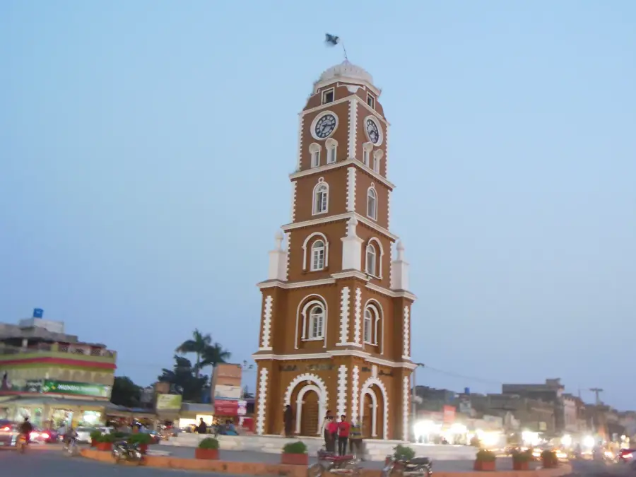 Instrumente chirurgicale din Sialkot — Lacul Wular (India)