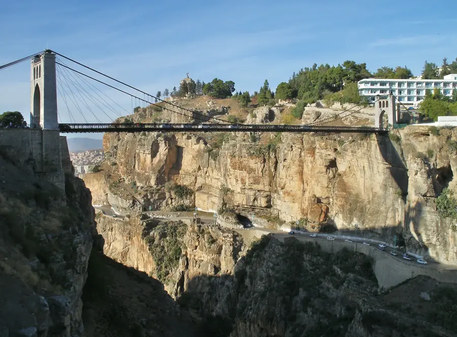 Podul Sidi M'Cid — Monumentul Eroilor din Constantine (Algeria)