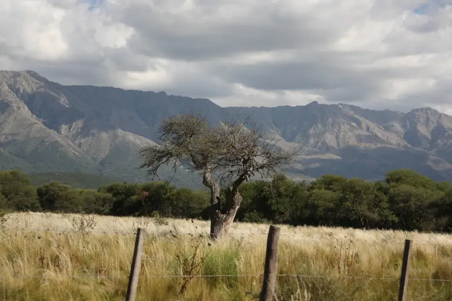 Sierras de Córdoba — Pekos Multiparque (Argentinien)