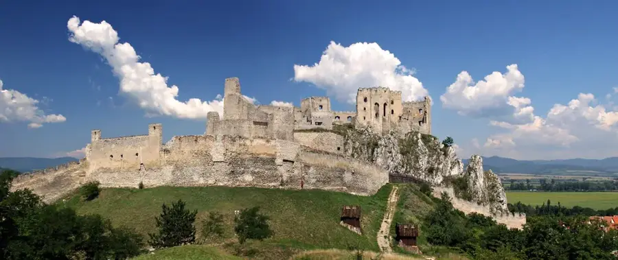 Burg Beckov