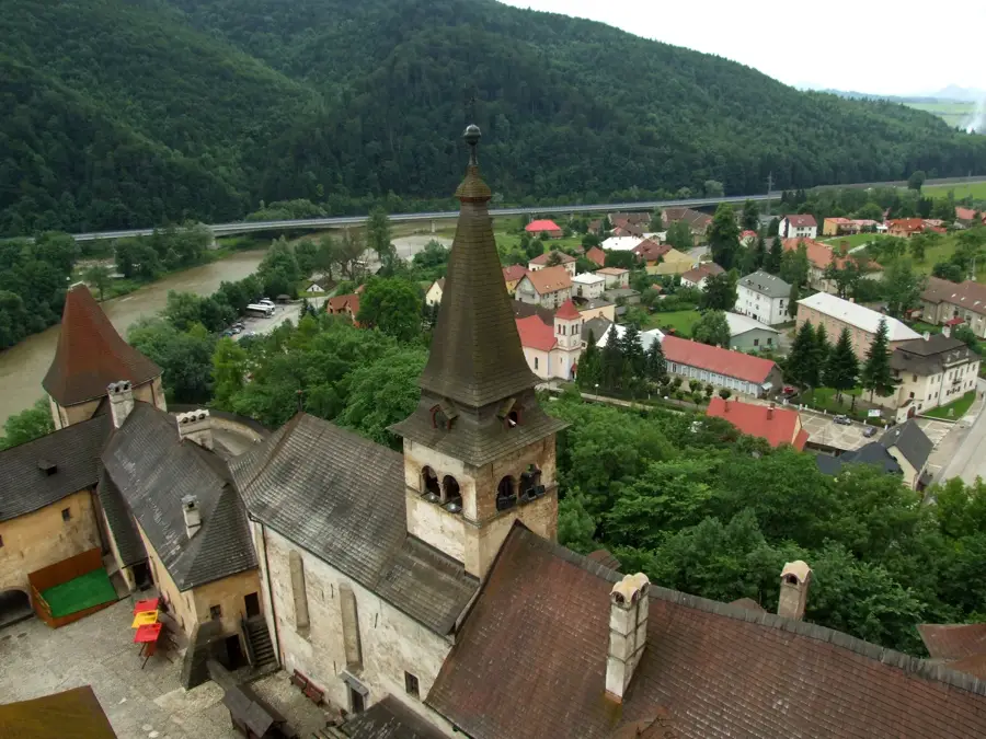 Árva vára / Árvaváralja