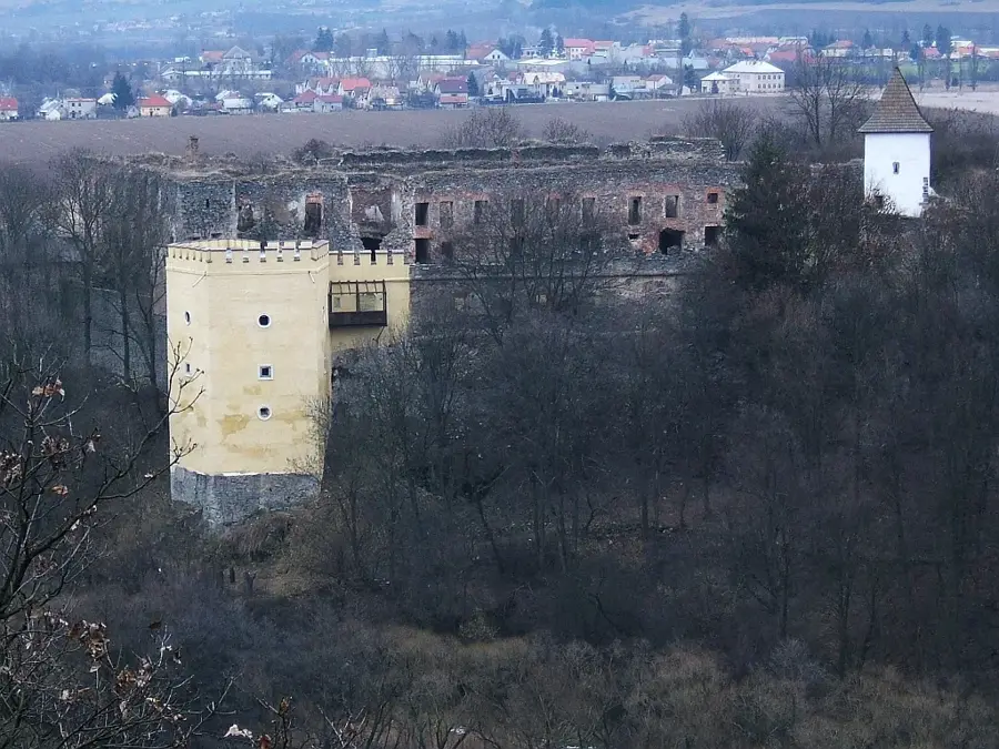Vígľaš Castle