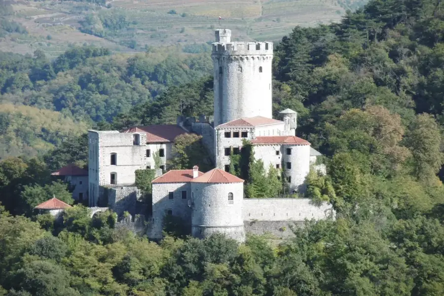 Burg Rihemberk