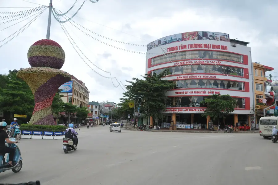 Sơn La — Viengxay (Laosz)