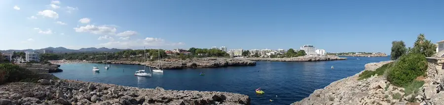 Cala Marçal – oraș