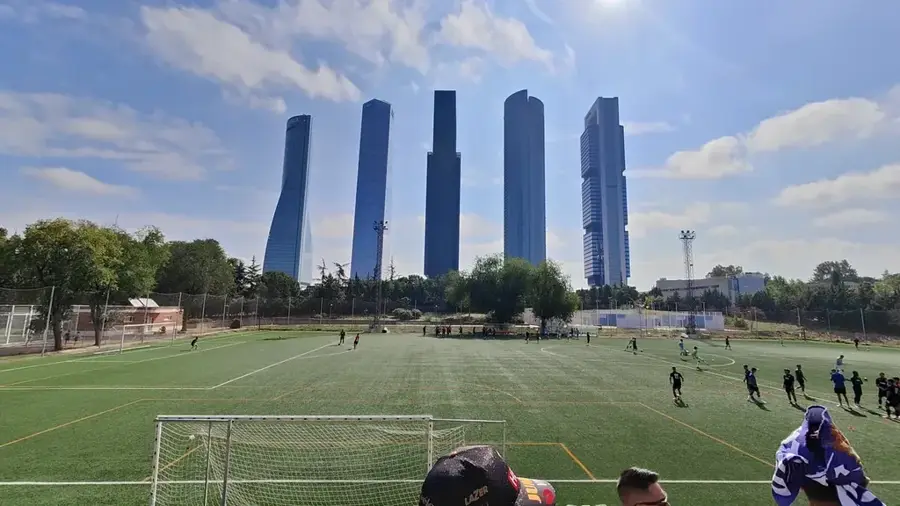 Cuatro Torres Business Area – Sehenswürdigkeit