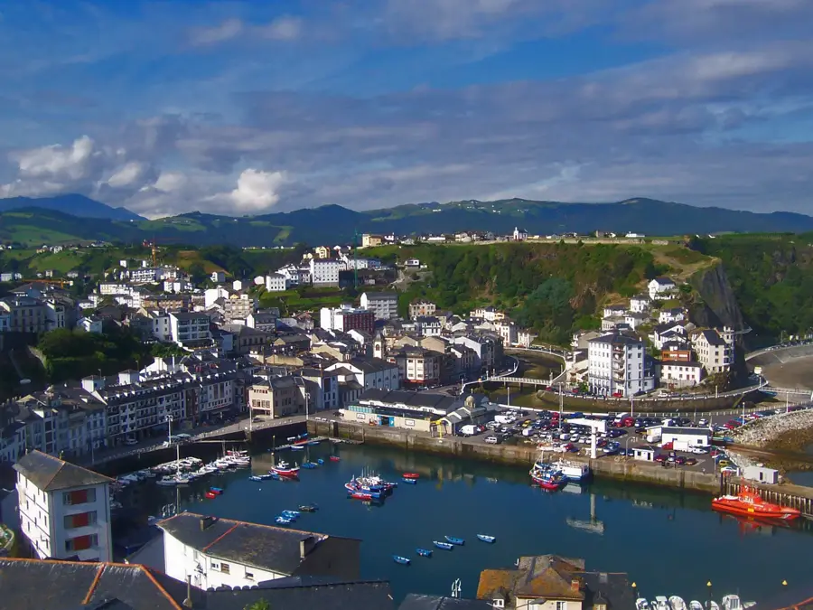 Luarca – oraș