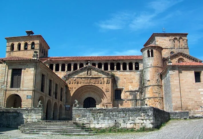 Santillana del Mar — Potes (Spanien)