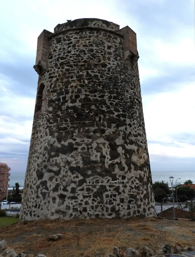 Torre de Benagalbón – oraș