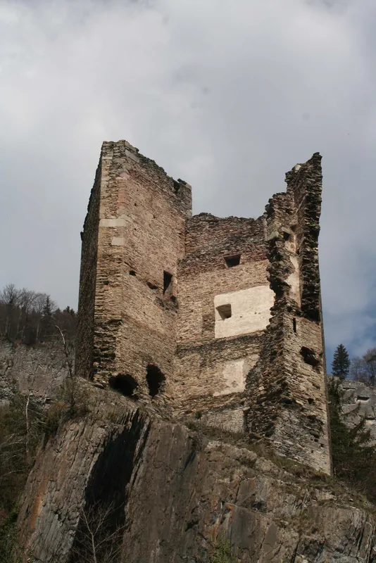 Burgruine Haldenstein — Vals (Schweiz)