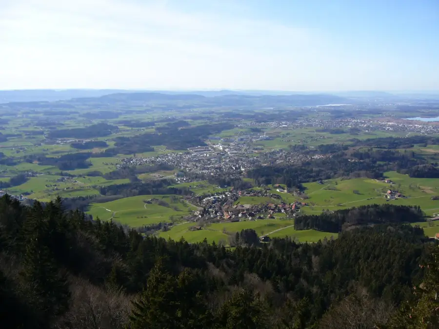 Hinwil — Glarus Nord (Elveția)