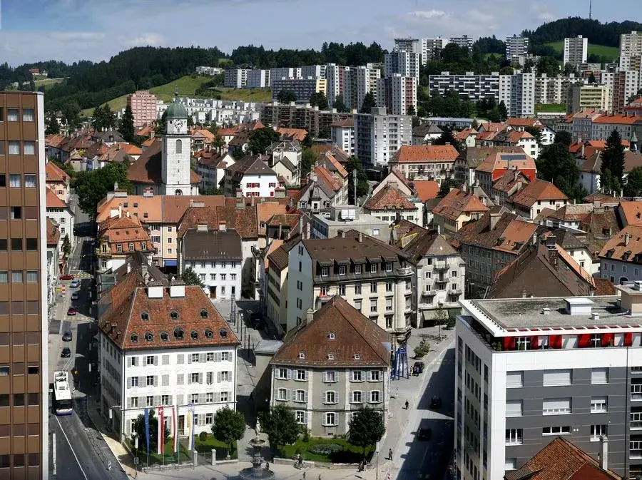 La Chaux-de-Fonds — Val-de-Ruz (Elveția)