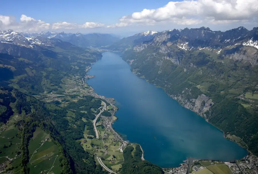 Lacul Walen — Glarus Nord (Elveția)