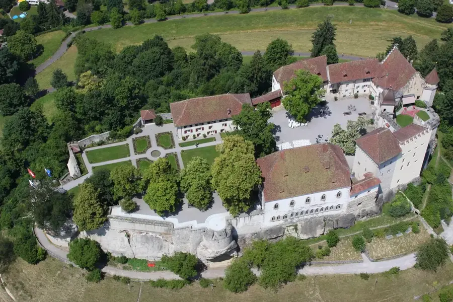 Schloss Lenzburg — Wohlen (Schweiz)