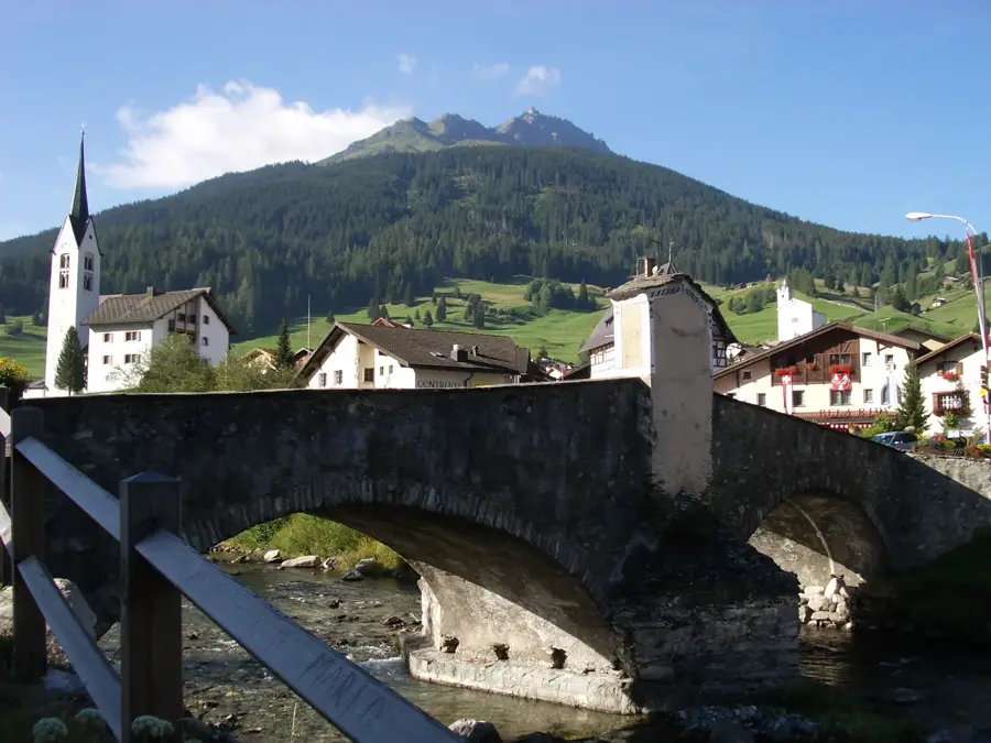 Savognin — Vals (Schweiz)