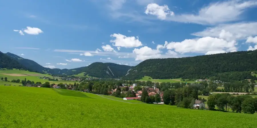 Val-de-Travers — Val-de-Ruz (Elveția)