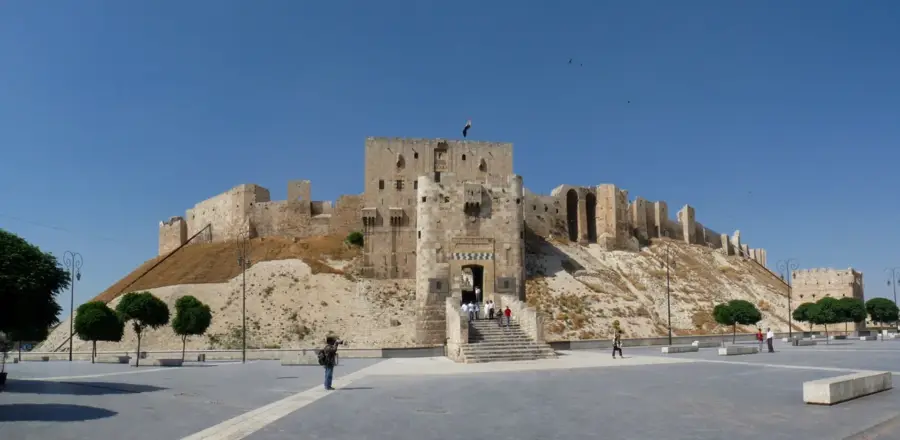 Zitadelle von Aleppo — Manbidsch (Syrien)