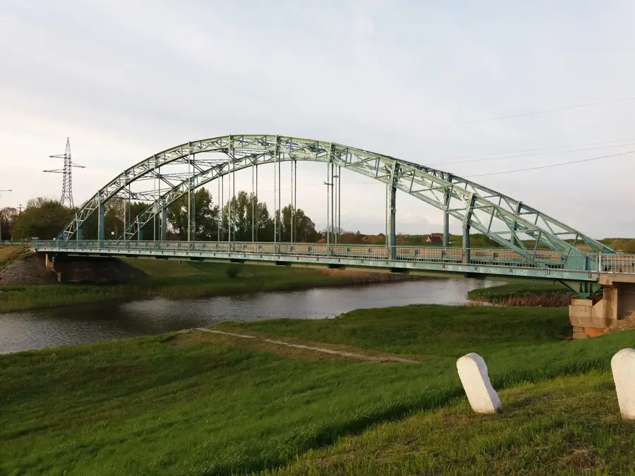 Szeghalom — Jula (Ungarn)