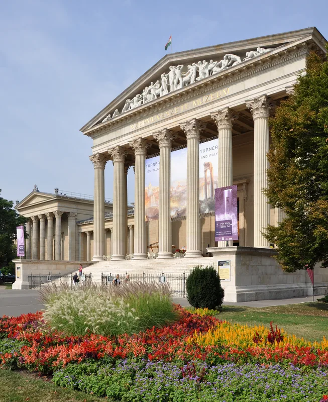 Muzeul de Arte Frumoase – obiectiv turistic