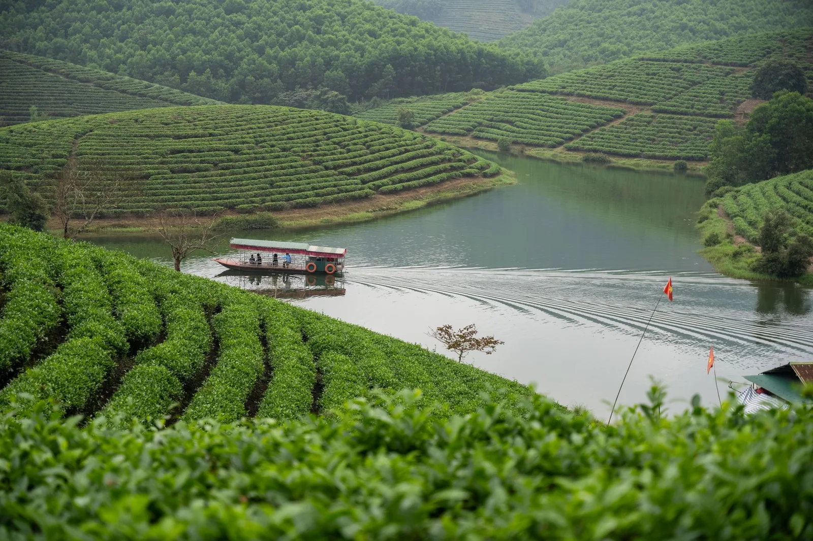 Tà Đùng Lake
