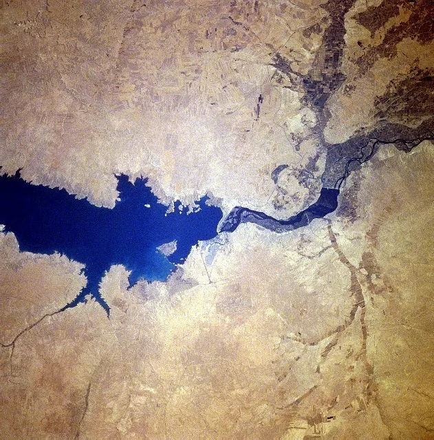 Tabqa-Talsperre — Raqqa (Syrien)