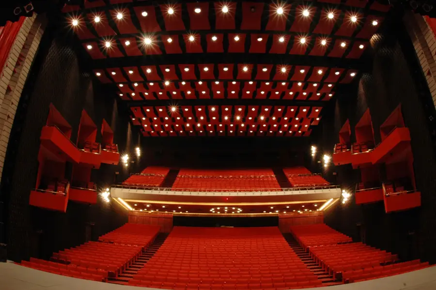 Teatrul Național Eduardo Brito — Turnul Caney (Republica Dominicană)