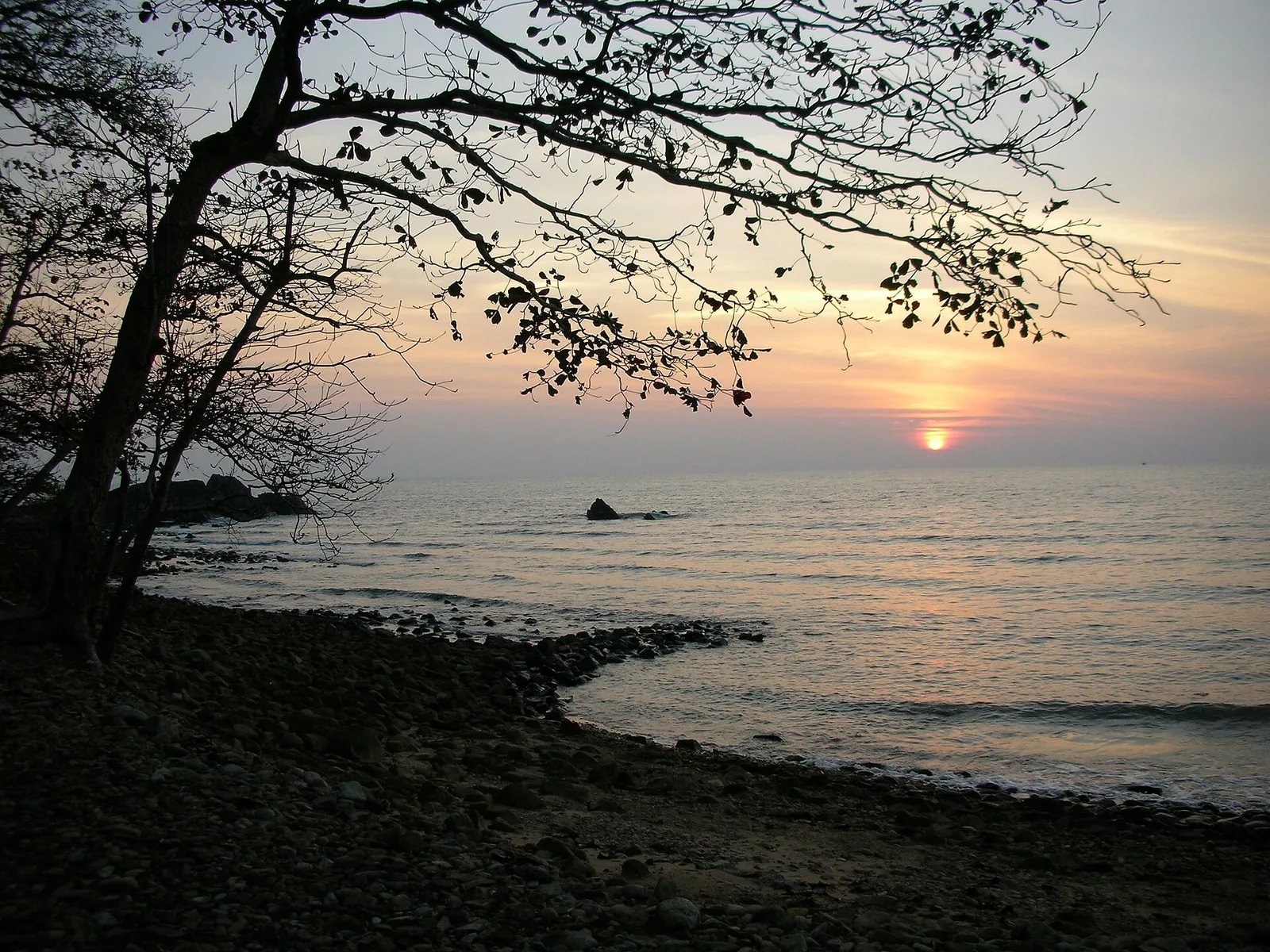 Hat Khai Muk — Ko Chang (Thaiföld)
