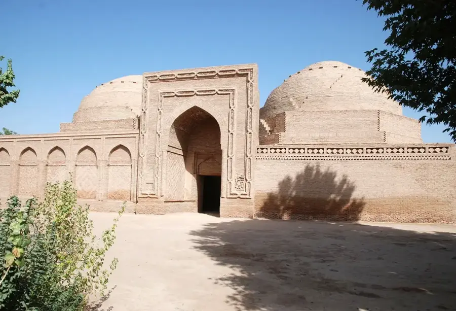 Chodscha-Maschchad-Mausoleum — Qubodijon (Tadschikistan)