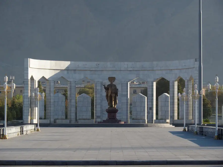 Balkanabat Central Park — Atrek River (Turkmenistan)