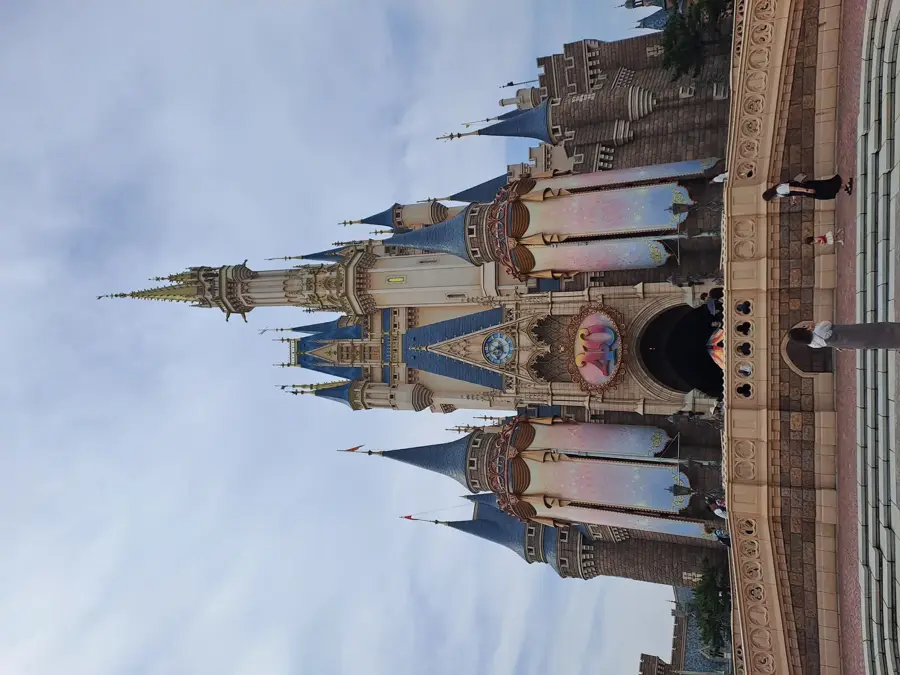 Tokyo Disneyland & DisneySea